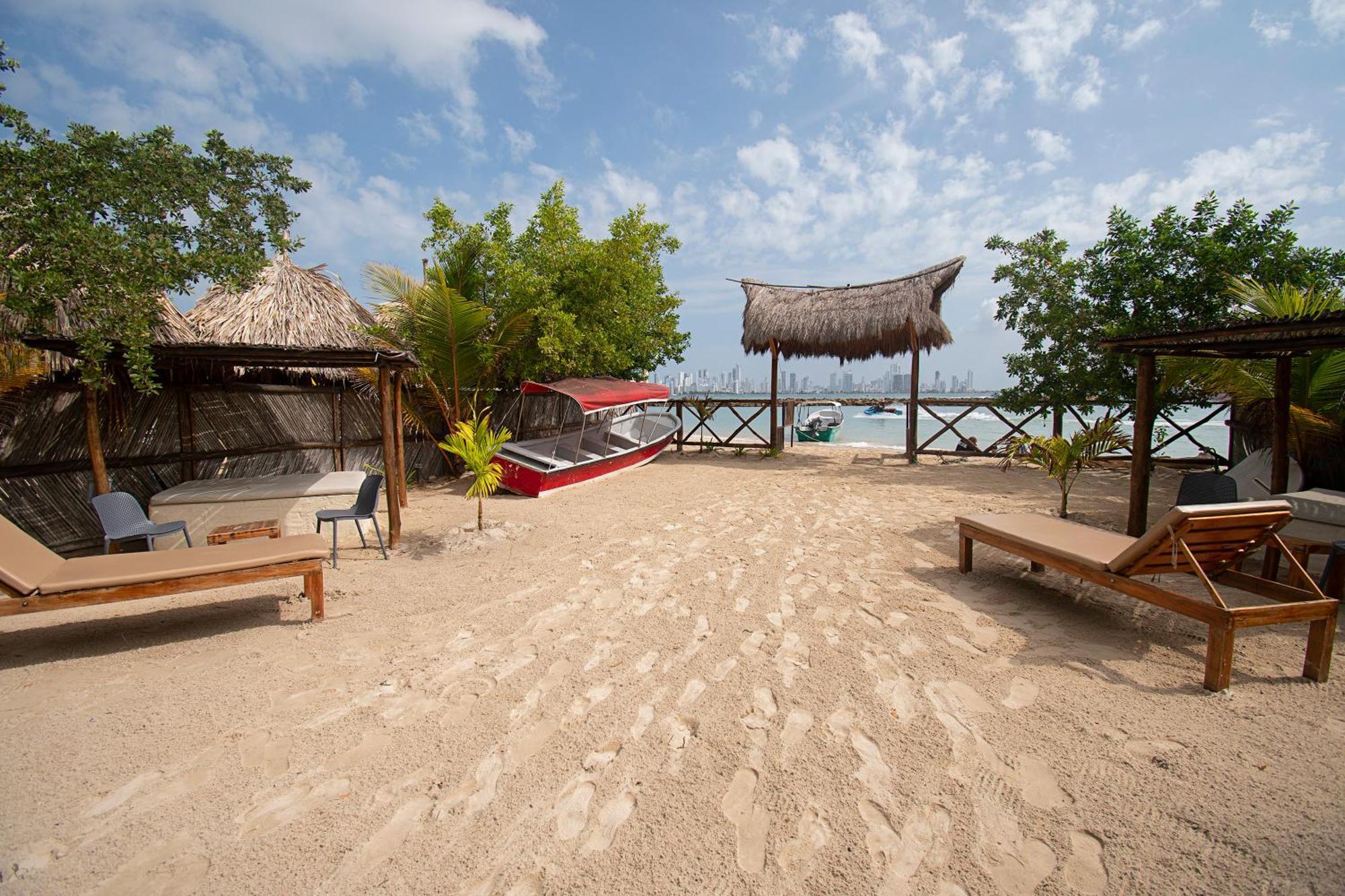 Amalife Beach Club & Hotel Tierra Bomba Dış mekan fotoğraf