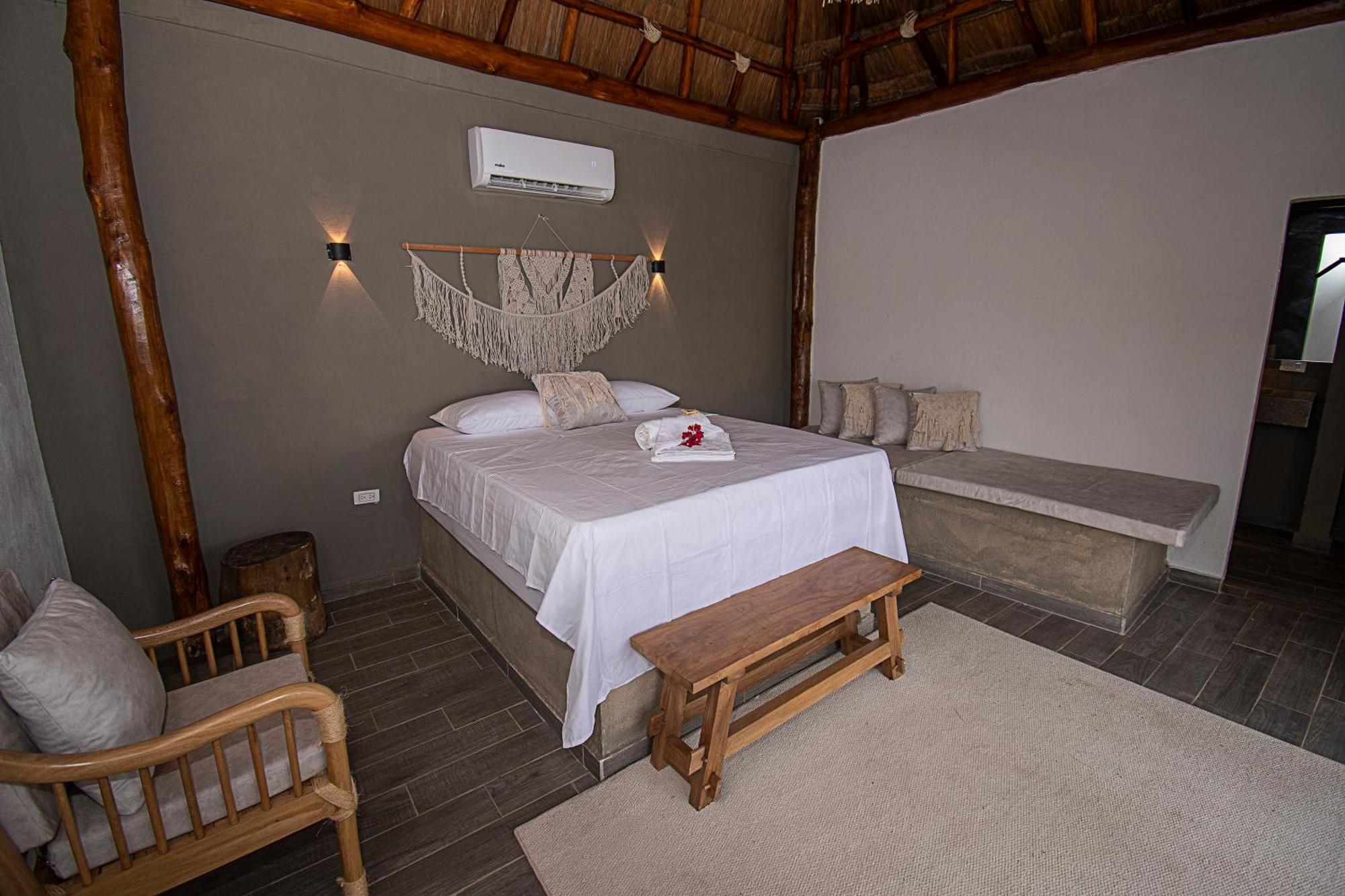 Amalife Beach Club & Hotel Tierra Bomba Dış mekan fotoğraf